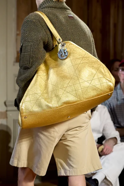Look 67